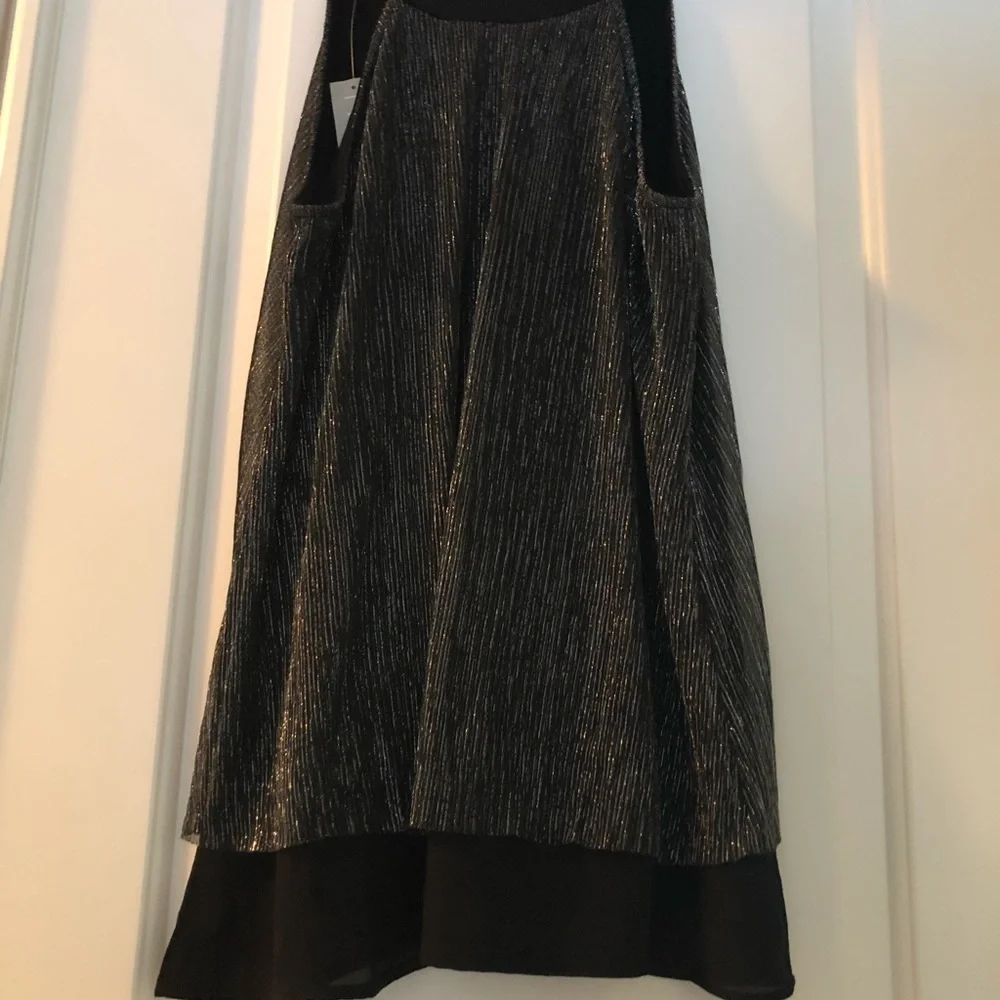 Maurice’s shimmer high neck tank - Picture 2 of 6